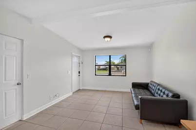 5678 Cinnamon Drive, West Palm Beach, FL 33415 - Photo 13