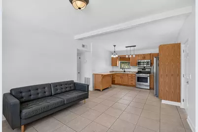 5678 Cinnamon Drive, West Palm Beach, FL 33415 - Photo 11