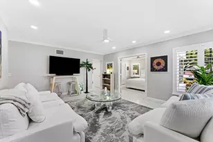 990 Casuarina Rd, Delray Beach, FL 33483 - Photo 11