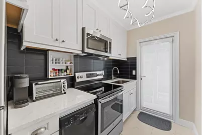 990 Casuarina Road #4, Delray Beach, FL 33483 - Photo 25