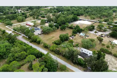 320 S Jinete Street, Clewiston, FL 33440 - Photo 11