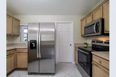 745 18th Street SW, Vero Beach, FL 32962 - Photo 13