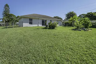 745 18th St SW, Vero Beach, FL 32962 - Photo 25