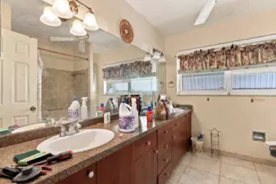 430 N Ware Dr, West Palm Beach, FL 33409 - Photo 23