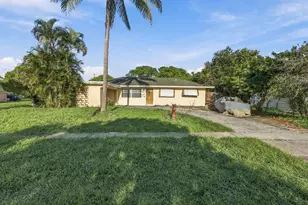 430 N Ware Dr, West Palm Beach, FL 33409 - Photo 5