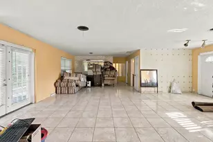 430 N Ware Dr, West Palm Beach, FL 33409 - Photo 13
