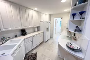 2913 E Community Dr, Jupiter, FL 33458 - Photo 7