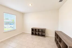 1025 SW Sarto Ln, Port Saint Lucie, FL 34953 - Photo 13