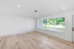 998 W Camino Real, Boca Raton, FL 33486 - Photo 9