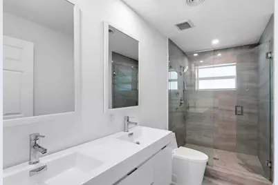 998 W Camino Real, Boca Raton, FL 33486 - Photo 23