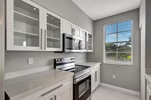 616 Clearwater Park Rd, West Palm Beach, FL 33401 - Photo 17