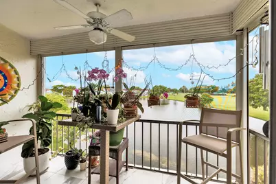 9500 N Hollybrook Lake Drive #301, Pembroke Pines, FL 33025 - Photo 1