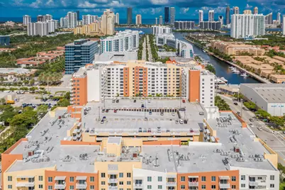 18800 NE 29 Avenue #923, Aventura, FL 33180 - Photo 23