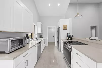 2505 Iroquois Circle, West Palm Beach, FL 33409 - Photo 23