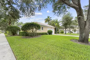 3723 Community Dr, Jupiter, FL 33458 - Photo 37