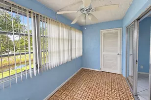 729 Lori Dr, Palm Springs, FL 33461 - Photo 9