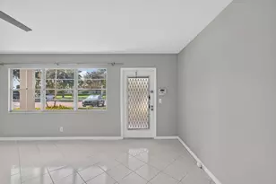 1055 Ainslie D Dr, Boca Raton, FL 33434 - Photo 13