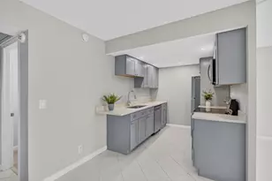 1055 Ainslie D Dr, Boca Raton, FL 33434 - Photo 17