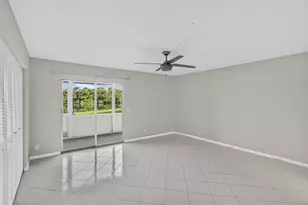 1055 Ainslie D Dr, Boca Raton, FL 33434 - Photo 9
