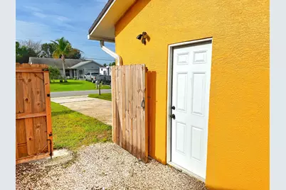 751 NW Tremont Avenue, Port Saint Lucie, FL 34983 - Photo 15