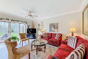 13 Swallow Dr, Boynton Beach, FL 33436 - Photo 7