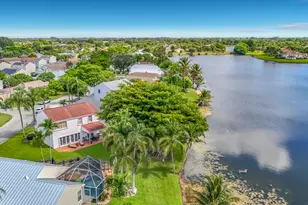 13 Swallow Dr, Boynton Beach, FL 33436 - Photo 39