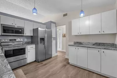 4775 Brook Drive, West Palm Beach, FL 33417 - Photo 13