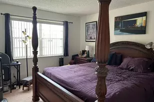 471 Lake Dora Dr, West Palm Beach, FL 33411 - Photo 9