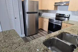 701 Villa Cir, Boynton Beach, FL 33435 - Photo 1