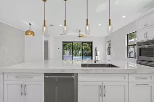 131 Edwards Ln, Palm Beach Shores, FL 33404 - Photo 13