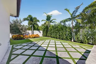 131 Edwards Ln, Palm Beach Shores, FL 33404 - Photo 61