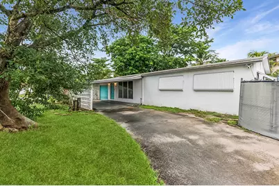 4700 NE 2nd Way, Deerfield Beach, FL 33064 - Photo 1