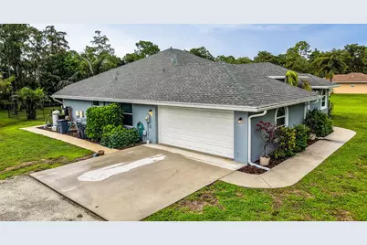 16395 E Hialeah Drive E, The Acreage, FL 33470 - Photo 35