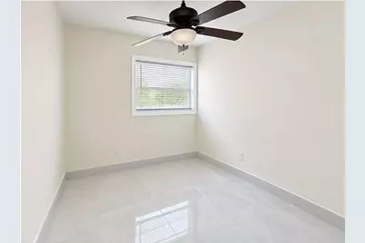 930 NE 52nd Court, Deerfield Beach, FL 33064 - Photo 3