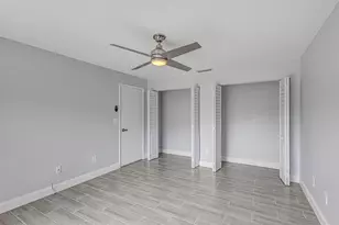 1240 Summit Pl Cir, West Palm Beach, FL 33415 - Photo 17