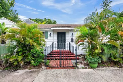 324 Albemarle Road, West Palm Beach, FL 33405 - Photo 1