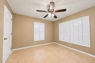 1392 S E O'Donnell Ln, Port Saint Lucie, FL 34983 - Photo 21