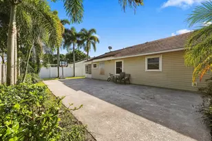5215 W Canal Circle, Lake Worth, FL 33467 - Photo 29