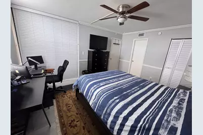 115 Lake Emerald Drive #410, Oakland Park, FL 33309 - Photo 25
