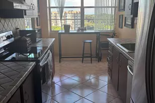 1300 St Charles Pl, Pembroke Pines, FL 33026 - Photo 15
