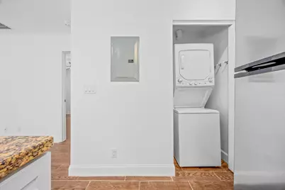 404 SE 16th Street #Apt 1, Fort Lauderdale, FL 33316 - Photo 5