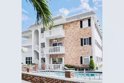 424 N Riverside Drive #206, Pompano Beach, FL 33062 - Photo 1