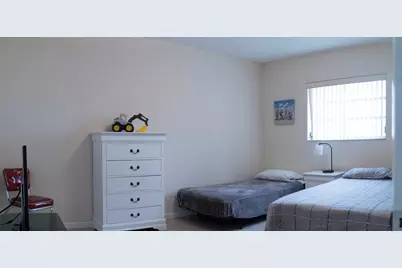 424 N Riverside Drive #206, Pompano Beach, FL 33062 - Photo 9