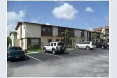 20 SW 108th Avenue #F4, Sweetwater, FL 33174 - Photo 1