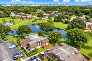 4216 Palm Bay Cir, West Palm Beach, FL 33406 - Photo 39