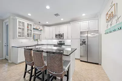 4673 Mediterranean Circle, Palm Beach Gardens, FL 33418 - Photo 7