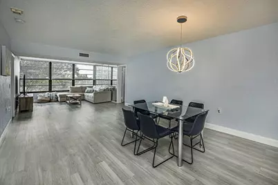 3630 Whitehall Drive, West Palm Beach, FL 33401 - Photo 5