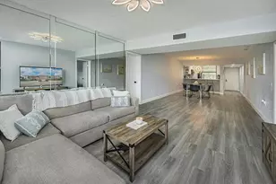 3630 Whitehall Dr, West Palm Beach, FL 33401 - Photo 9