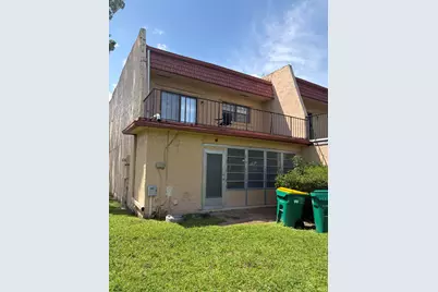 40 Spinning Wheel Lane, Tamarac, FL 33319 - Photo 11