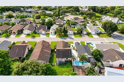 9811 SW 57th Street, Cooper City, FL 33328 - Photo 21